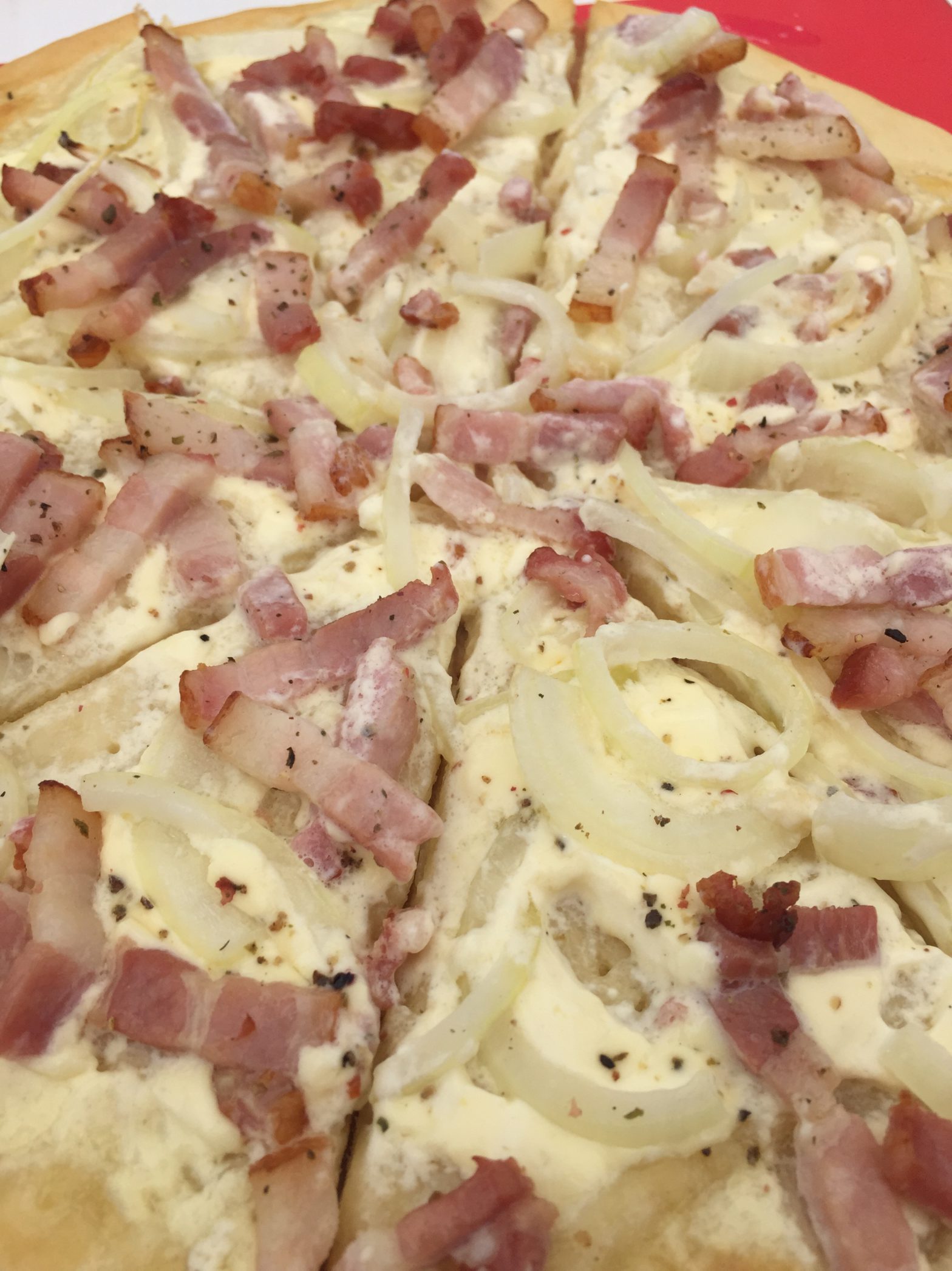 Flammkuchen – Eigenzinnige Pizza uit de Elzas