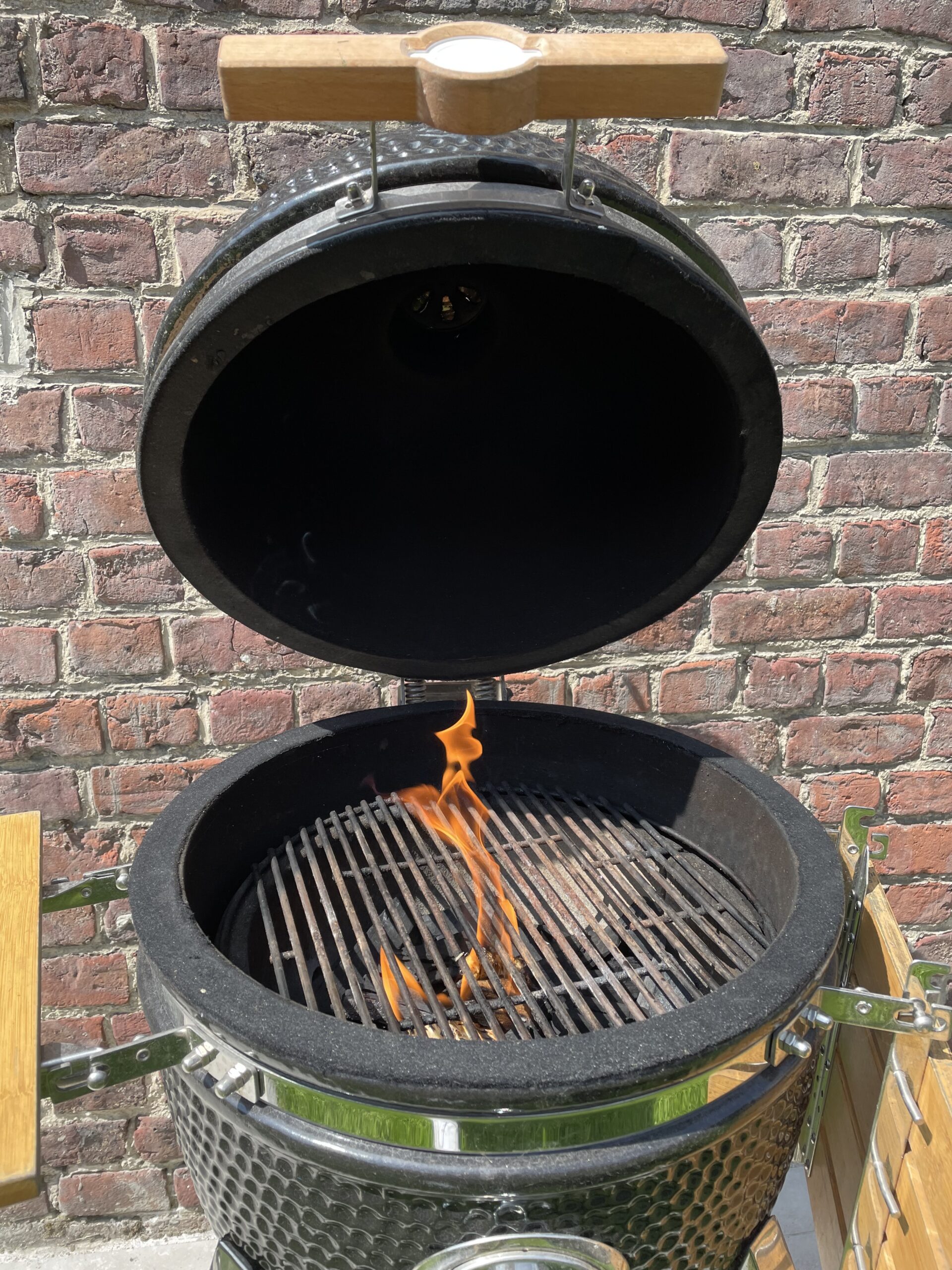 houtskool in een kamambo